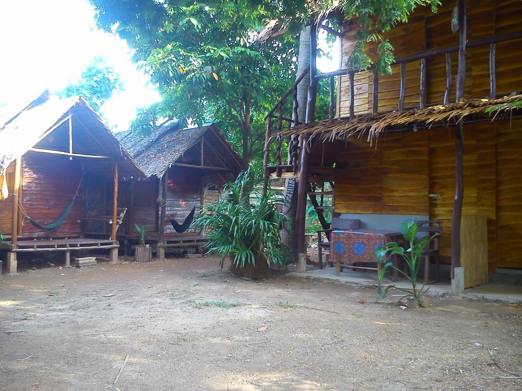 Easy Huts Hotel Koh Lanta Ngoại thất bức ảnh