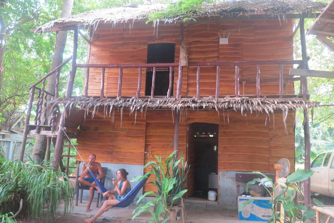 Easy Huts Hotel Koh Lanta Ngoại thất bức ảnh